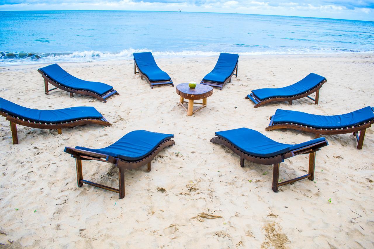 Omeesha Beach Hotel Калпітія Екстер'єр фото