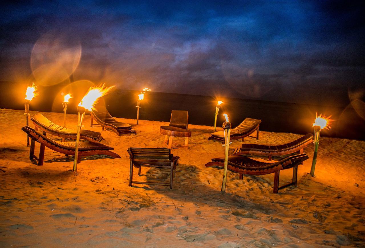 Omeesha Beach Hotel Калпітія Екстер'єр фото